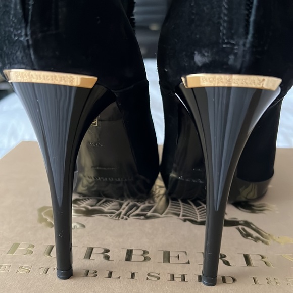 Burberry open toe booties - Picture 2 of 4